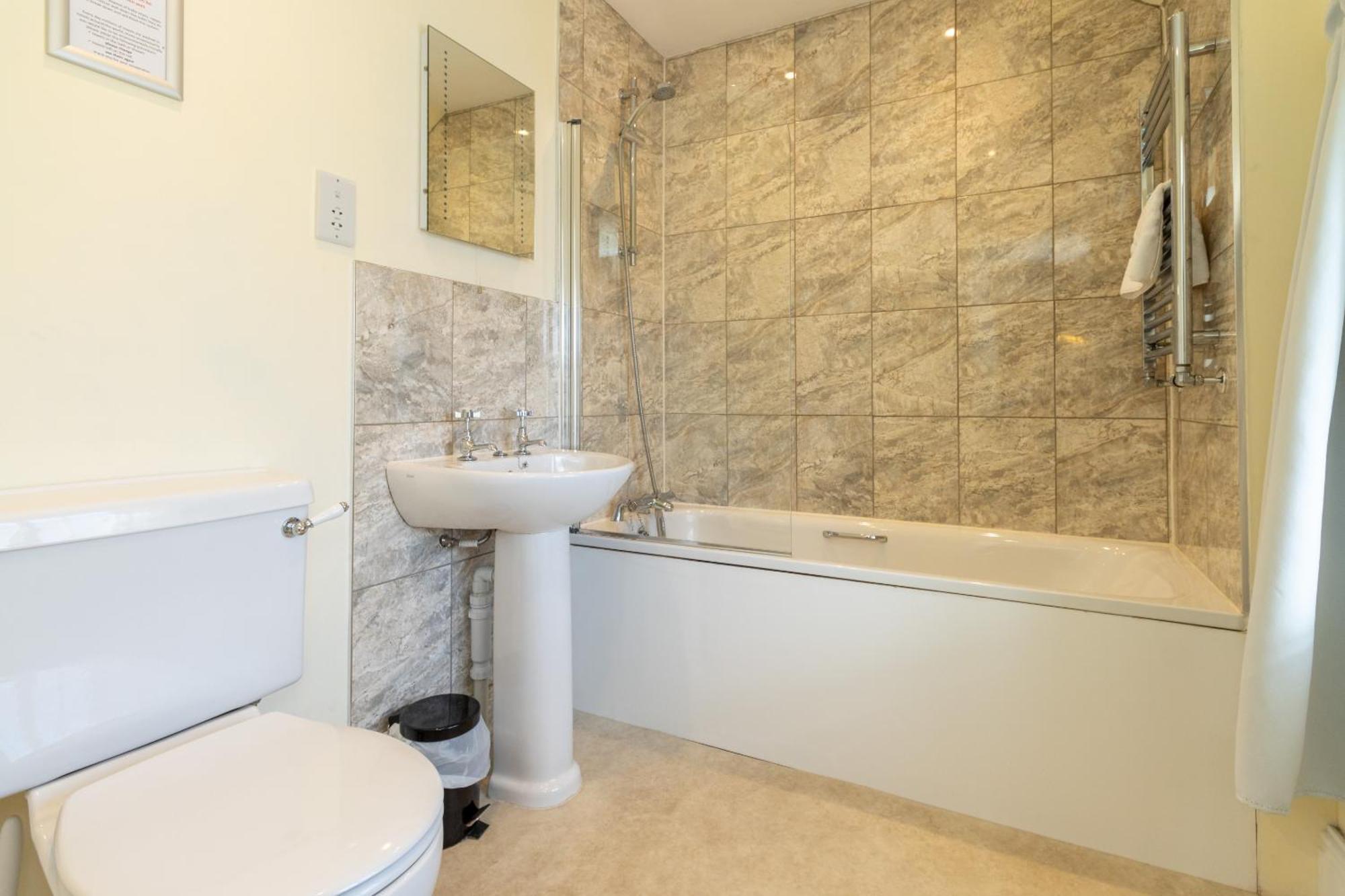 New Inn Кредитон Номер фото
